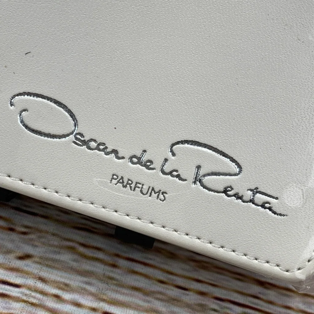 Oscar de‎ la Renta Parfums Journal White Notebook Diary Stationary New w/ Box